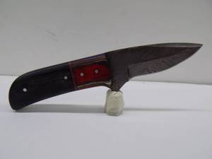 Damascus Steel Fixed Blade Knife With Leather Sheath