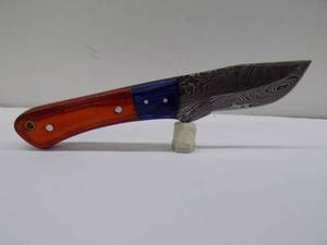 Damascus Steel Fixed Blade Knife With Leather Sheath