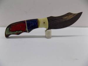 Damascus Steel Fixed Blade Knife With Leather Sheath