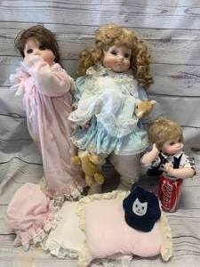 Lot of Three Vintage Porcelain Dolls�