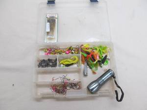 lot 14 image: tackle organizer ,bait