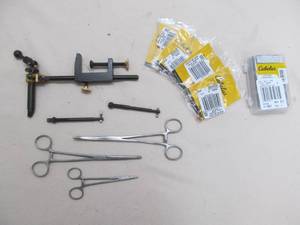 lot 38 image: Cabelas fly fishing kit