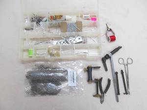 lot 44 image: fish lure supplies