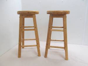 lot 91 image: stools