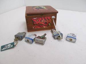 lot 95 image: acid cigar box,padalocks