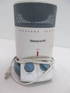 lot 102 image: Honeywell heater