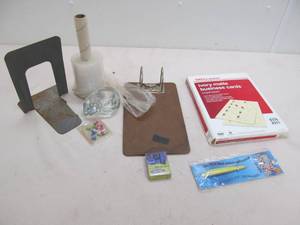 lot 155 image: office supplies
