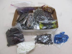 lot 206 image: baits