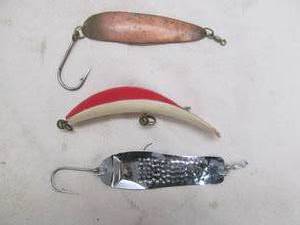 lot 235 image: vintage fishing lure
