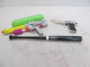 lot 266 image: toys
