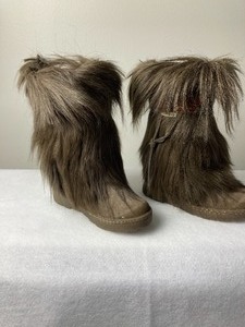 Bear Paws Furry Boots