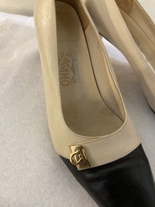Salvatore Ferragamo Two-tone Pump