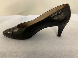 Chanel Classic Black Pump