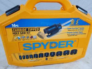 lot 6 image: New Spyder Carbide Tipped Hole Saw Kit - Missing 1 piece