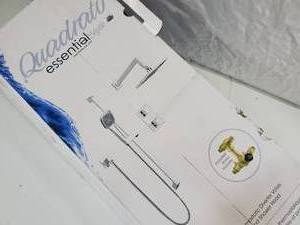 lot 82 image: New Quadrato Handheld and Rainshower Kit - Missing Head