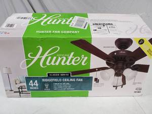 lot 139 image: New Hunter 44 inch Ceiling Fan