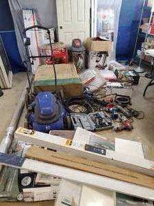 lot 151 image: Take What You Want - Salvage  Repair Lot