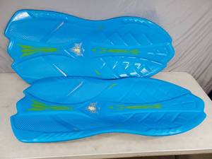 lot 156 image: 2 New High End Snow Sleds