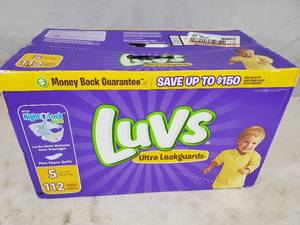 lot 160 image: New Case of 112 Luvs Size 5 Diapers