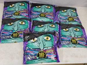 lot 248 image: 7 New Bags of Candy