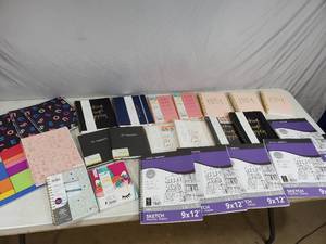 lot 255 image: Large Assortment of New Sketchbooks, Notebooks, Journals, and More