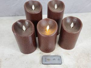 lot 263 image: 5 Assorted Pillar Luminara Flameless Candles