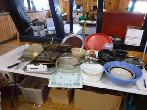 lot 44 image: Miscellaneous Kitchen Items