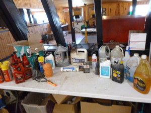 lot 58 image: Miscellaneous Garage Liquids