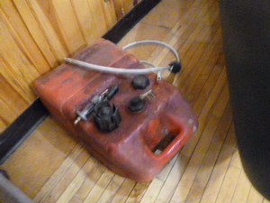 lot 71 image: Boat Gas Tank