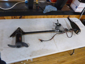 lot 77 image: Minn Kota Trolling Motor