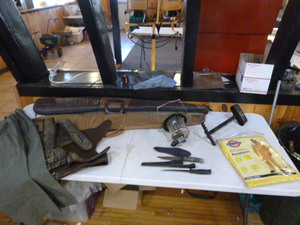 lot 88 image: Hunting Items