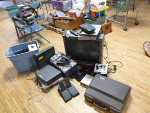lot 94 image: Miscellaneous Electronics