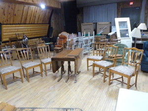 lot 11 image: Folding Table with 6 Chairs