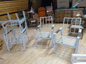 lot 119 image: 4 Outdoor Chairs