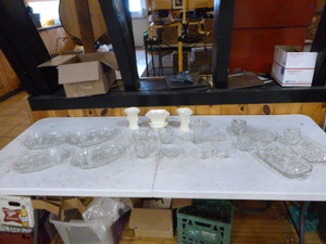 lot 134 image: Party Plates