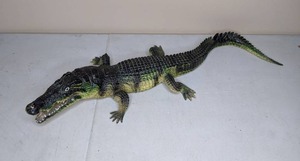 lot 284 image: Realistic Toy Alligator