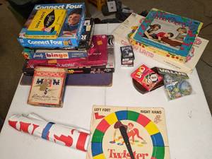 lot 180 image: Lot of Vintage Board Games