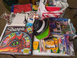 lot 181 image: Crafting Supplies