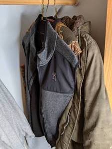 lot 192 image: OutdoorsmanHunting Jackets