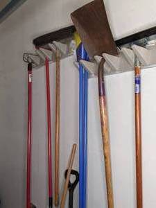 lot 201 image: Long-Handled Garage Implements
