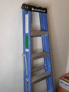 lot 202 image: Louisville Six Foot Step Ladder