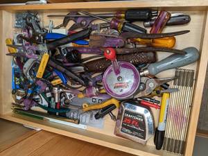 lot 229 image: Drawer Full of Hand Tools - Some Vintage