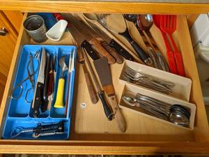 lot 241 image: Drawer Filled w Kitchen Utensils