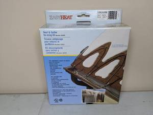 lot 250 image: Roof and Gutter De-Icing Kit