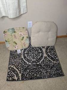 lot 105 image: Small Patterned Rug & Two Seat Cushions