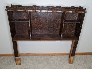 lot 112 image: Wood Curio Shelf