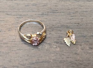 lot 91 image: Black Hills Gold Grape Leaf Pendant & Ring