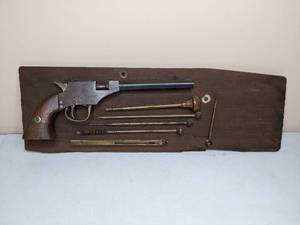 lot 8 image: Muzzleloader Display