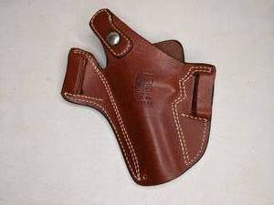lot 24 image: Bucheiner Clark Leather Gun Holster
