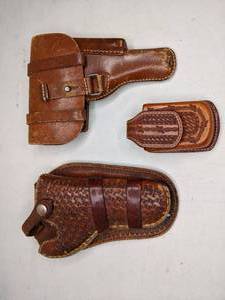 lot 26 image: Leather Pistol Cases, Et Cetera